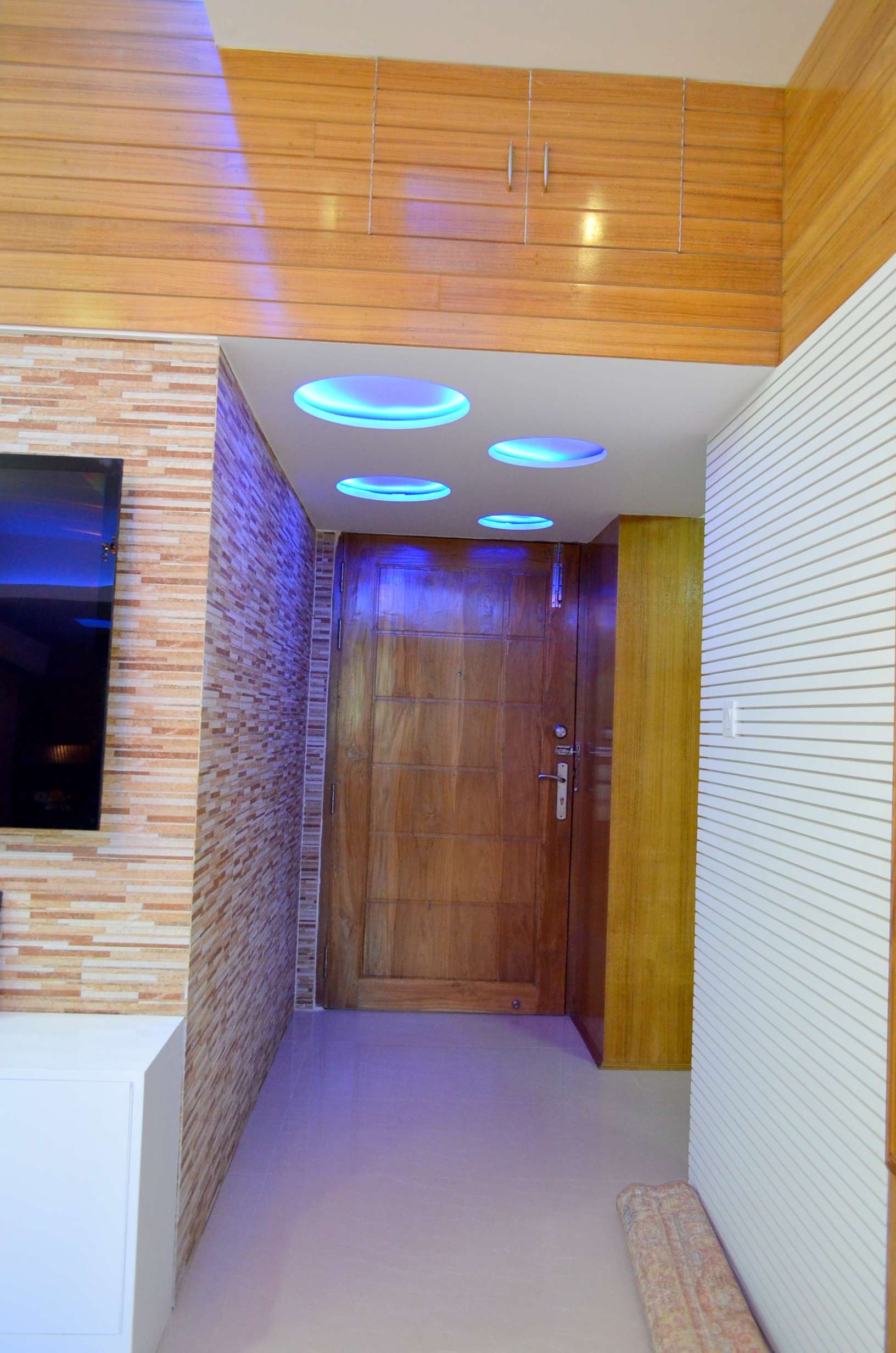 Masud Alam Dhanmondi Complete Project Foyer Interior Design (2)