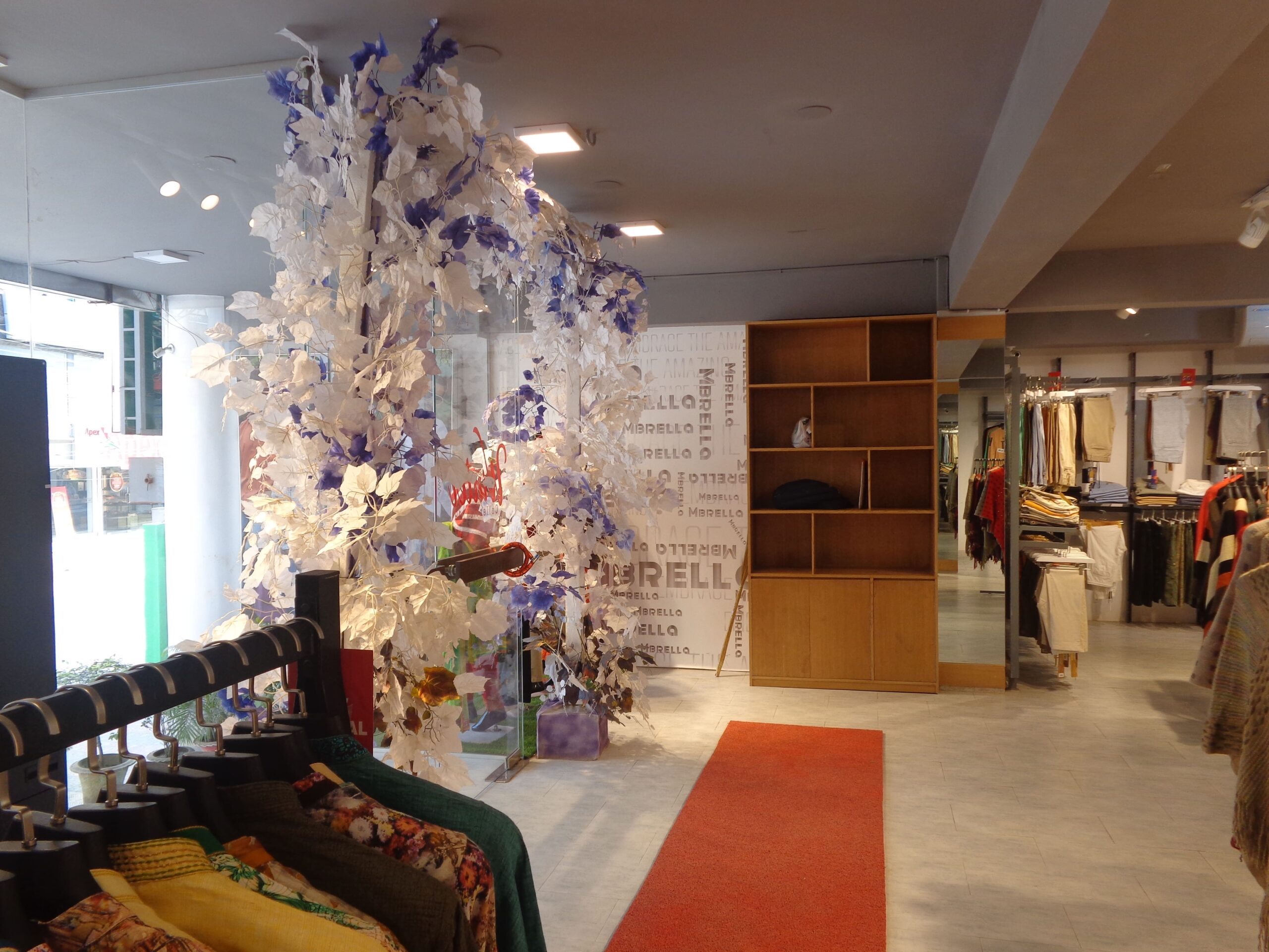 Mbrella Tangail Complete Project Fashion Store Interior Design (6)