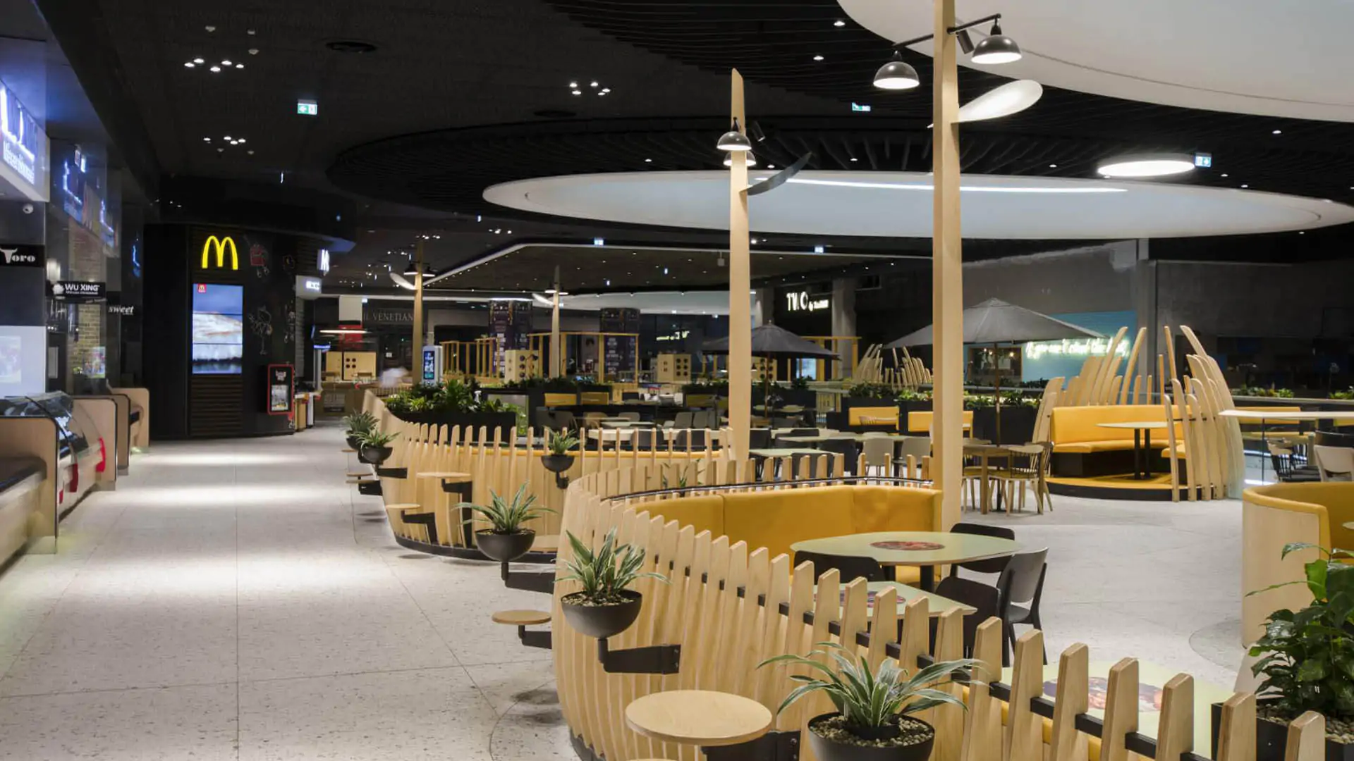 Food Court Interior Design (1)