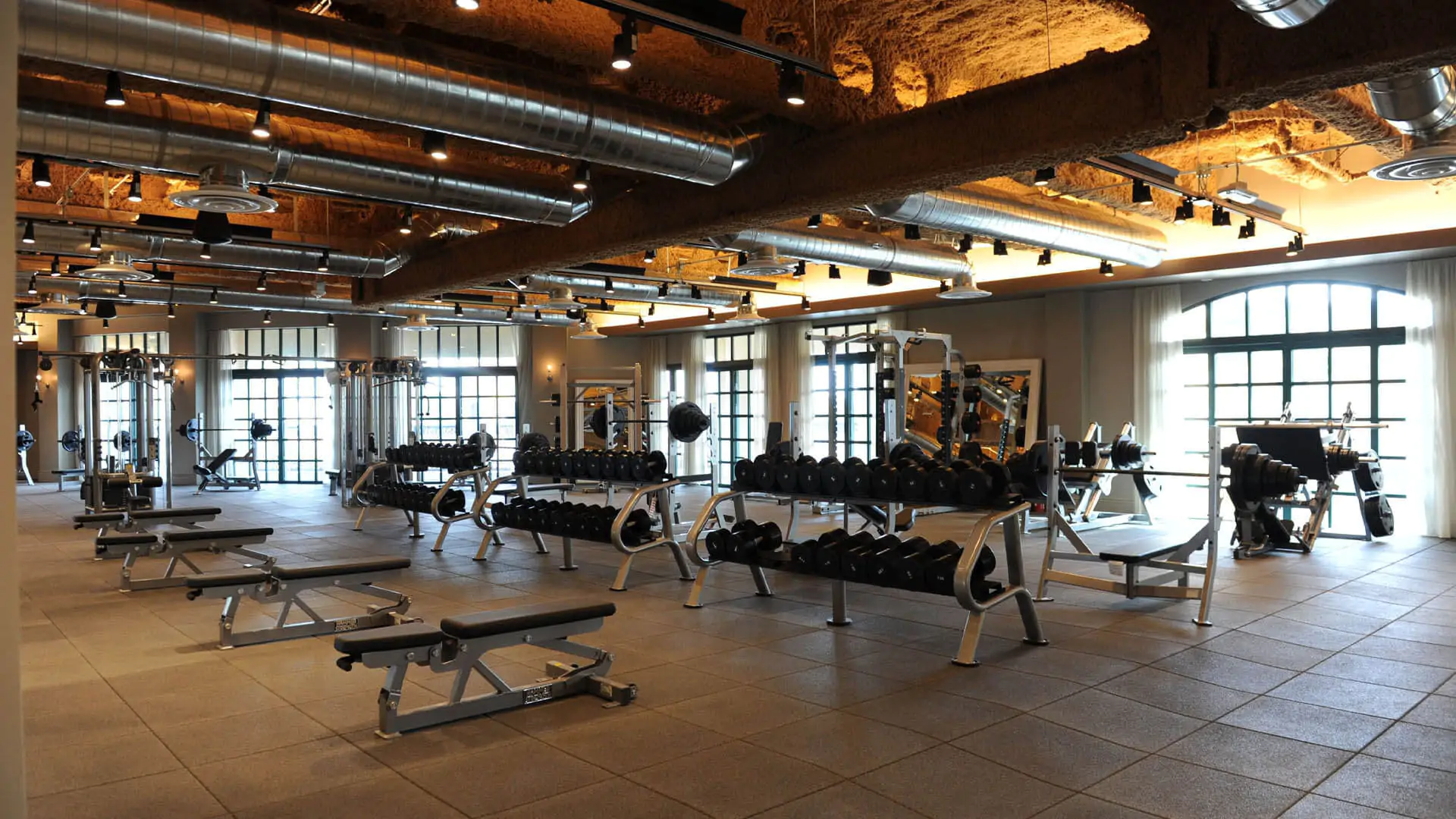 Gym Interior Design (9)