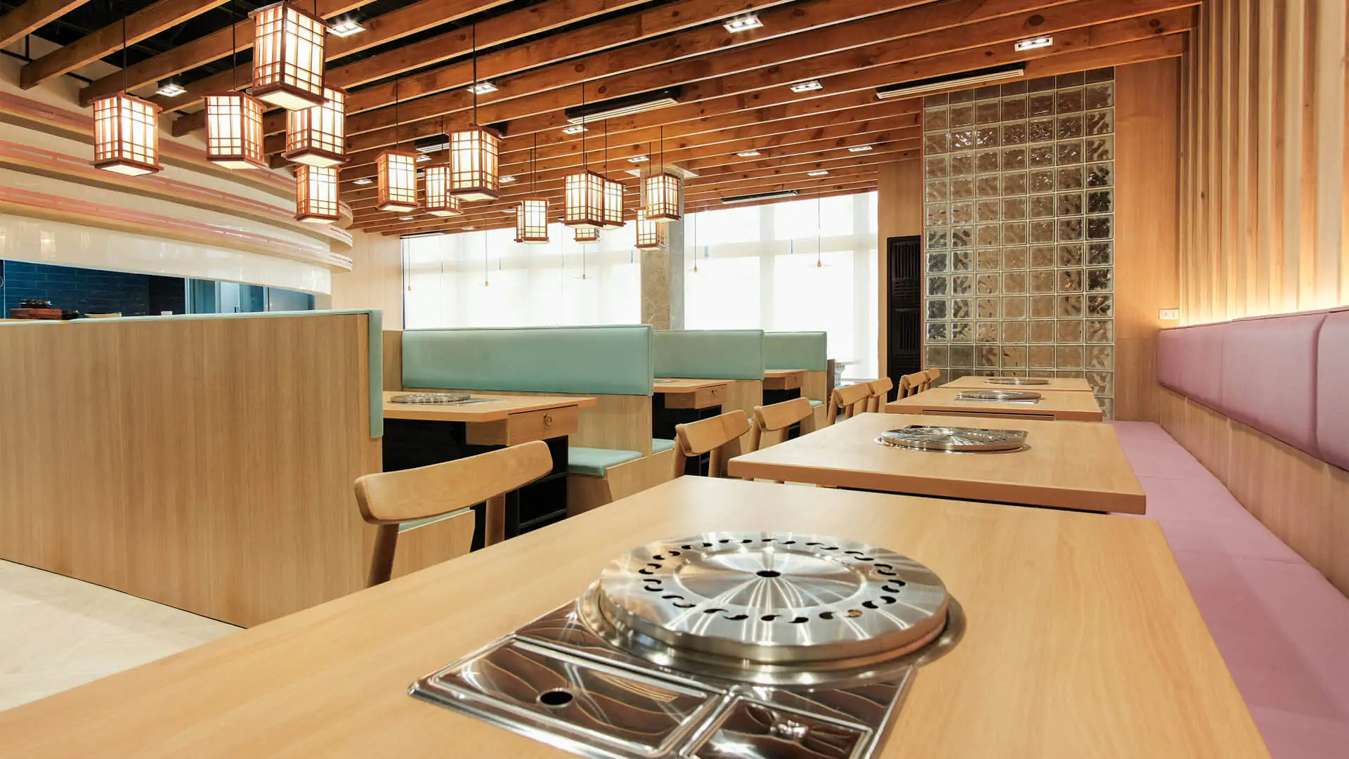 Korean Restaurant Interior Design (8)