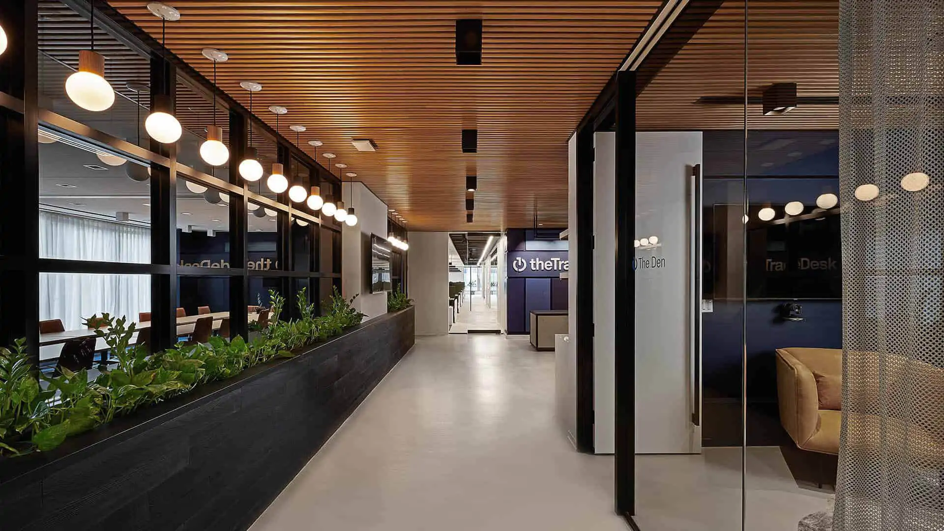 Trading Company Interior Design (14)