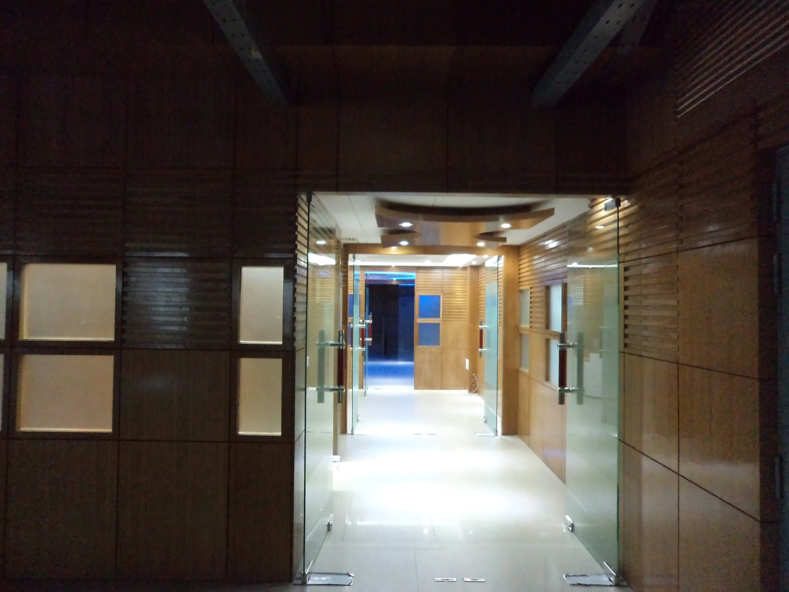 Adonize Basundhara Complete Project 1 Corporate Office Interior Design (16)