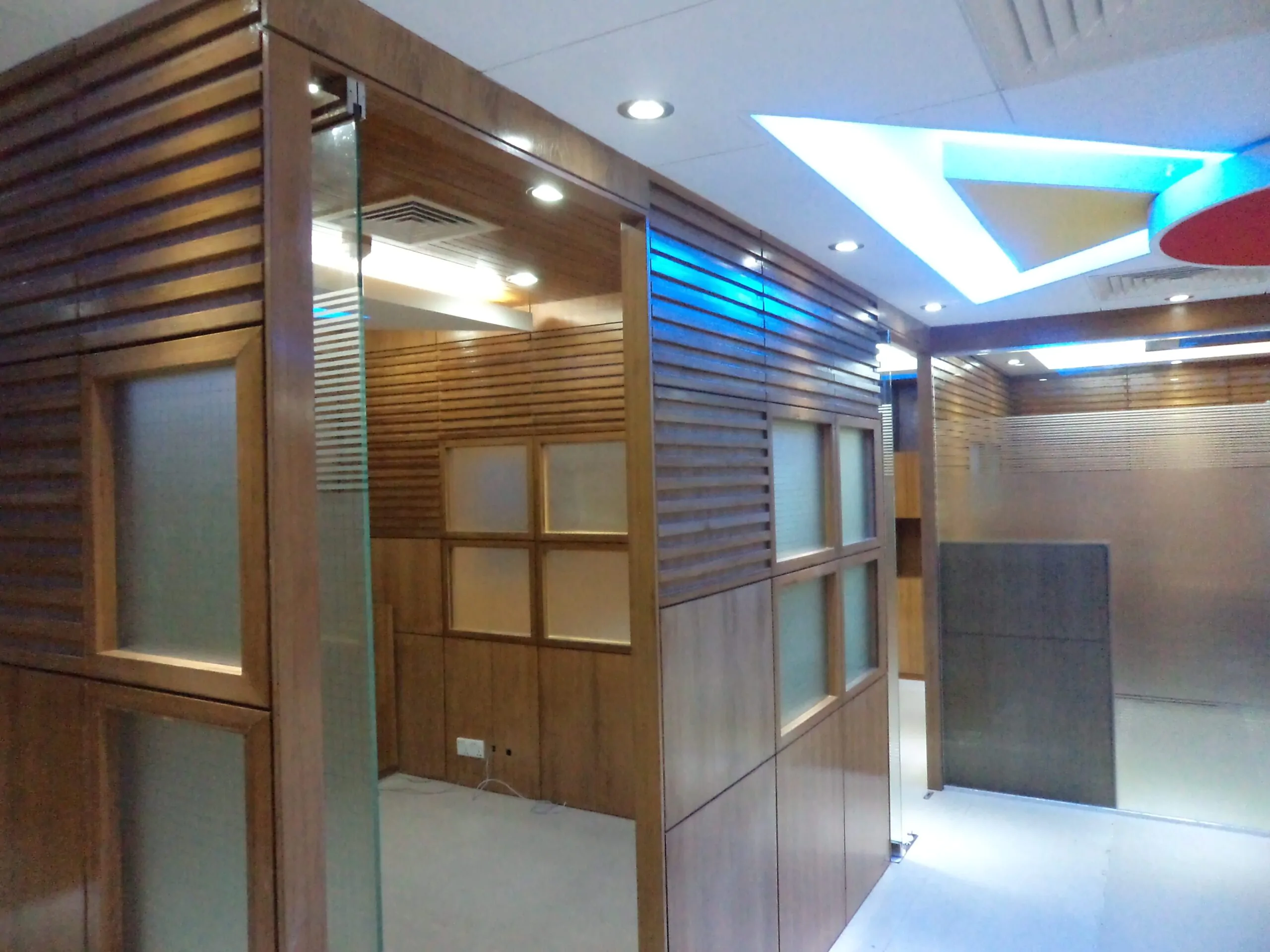Adonize Basundhara Complete Project 1 Office Interior Design (7)