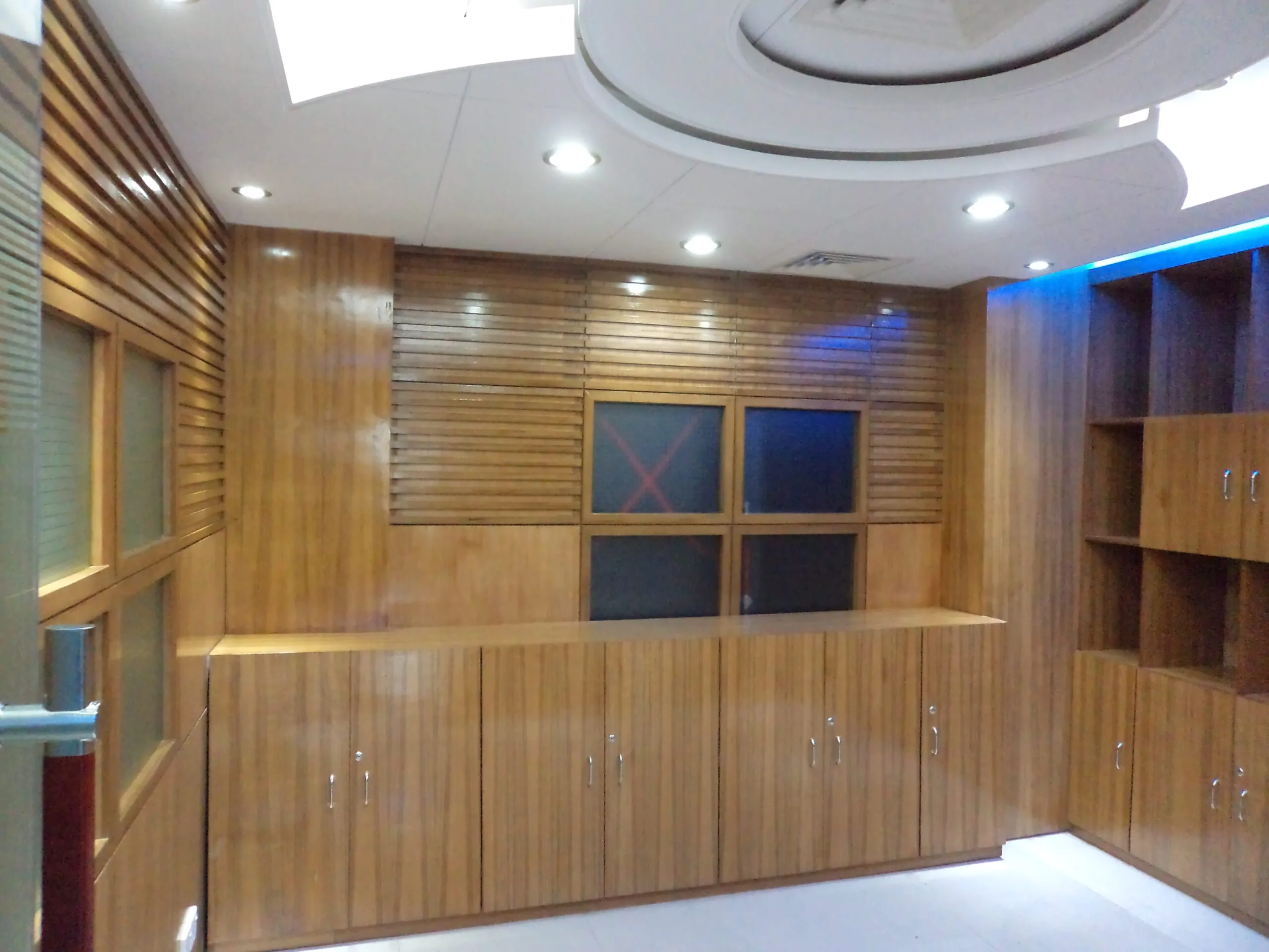 Adonize Basundhara Complete Project 1 Office Interior Design (10)