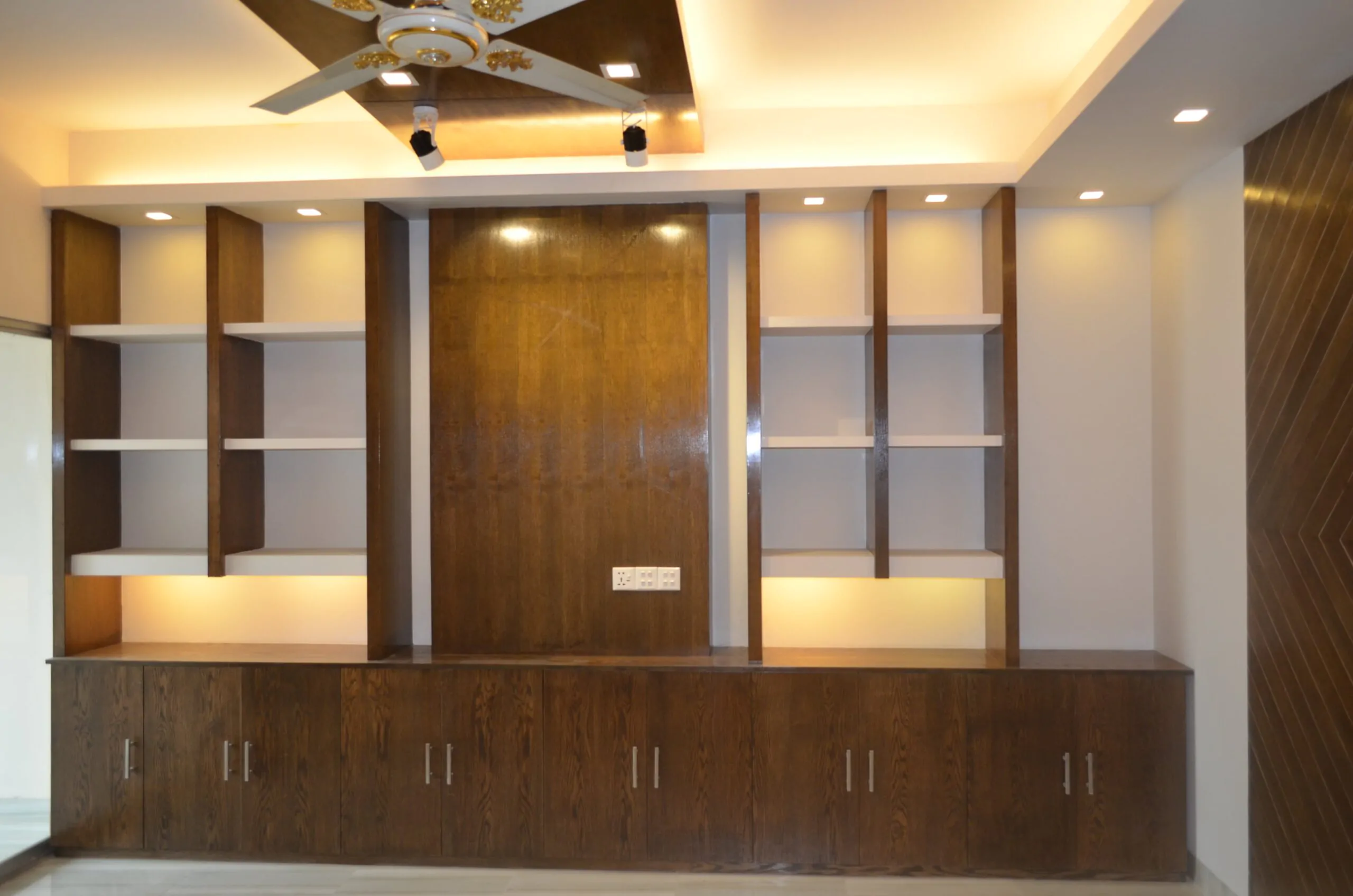 KN Harbour Banglamotor Complete Project Office Interior Design (17)