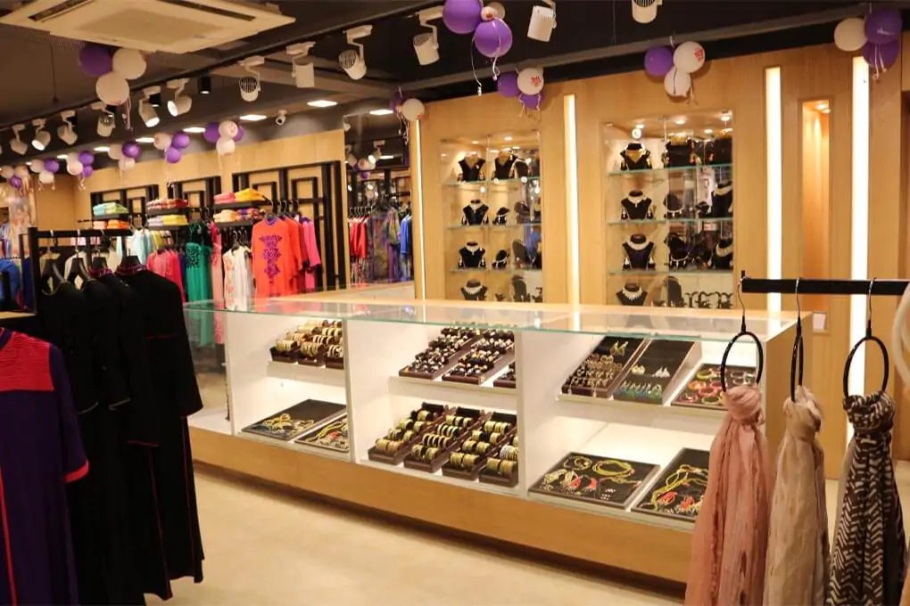 Fashion Store Interior Design for Mbrella (2)